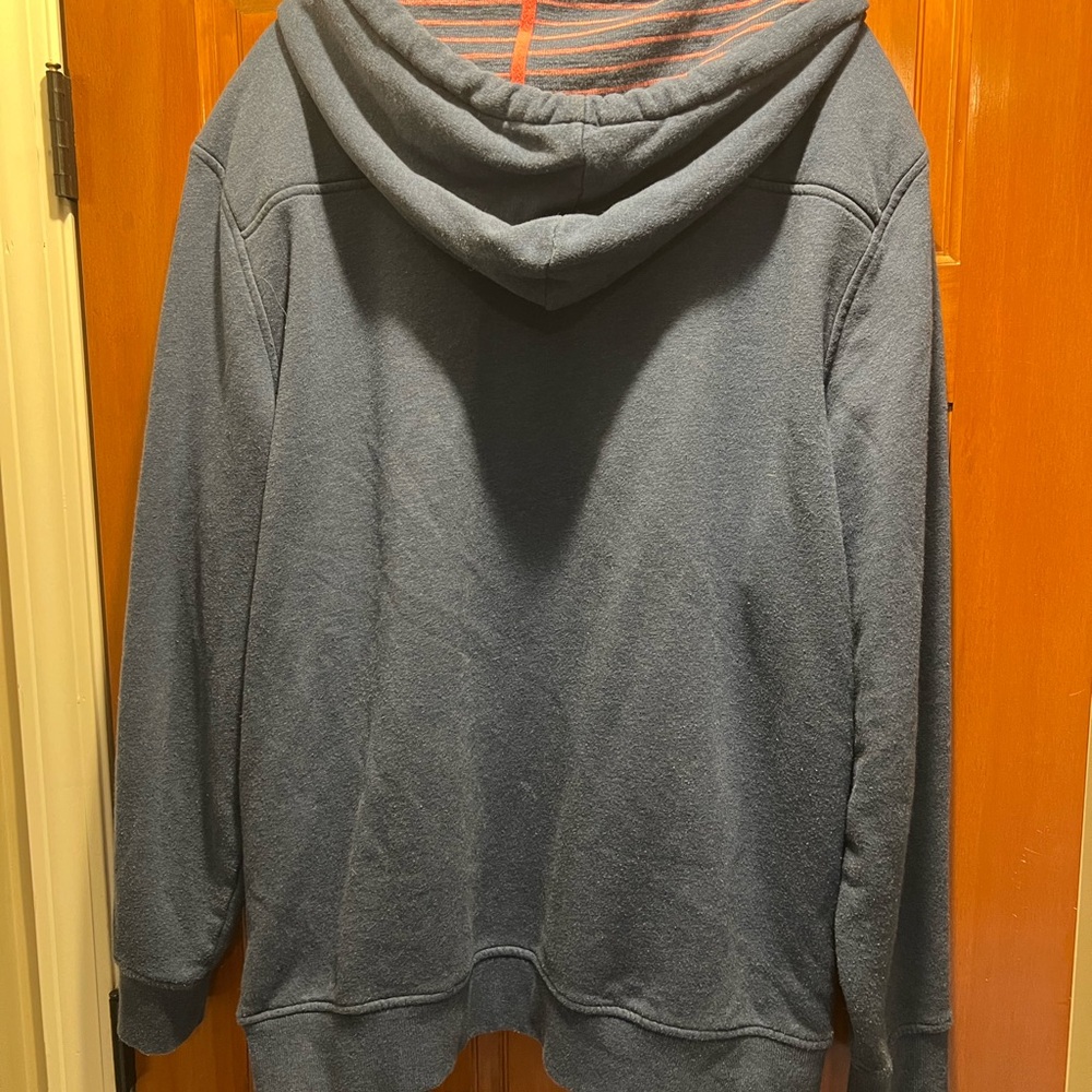 Vineyard Vines Blue Hoodie with white Drawstrings - Picture 3 of 3